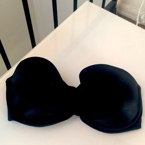 Great Maidenform Black Strapless Molded Cup Bra